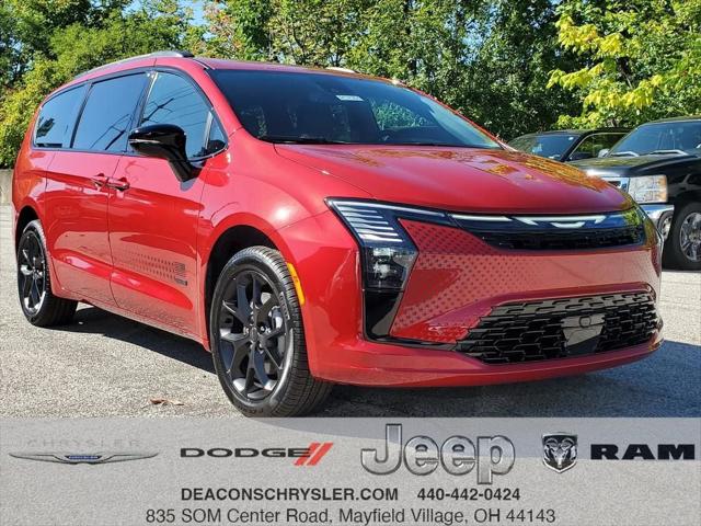 2027 Chrysler Pacifica Select AWD for sale in Mayfield Village, OH