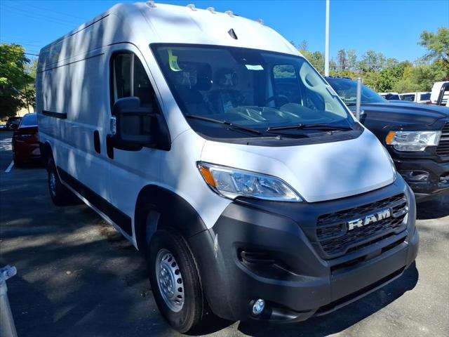 2027 RAM ProMaster Cargo Van Tradesman