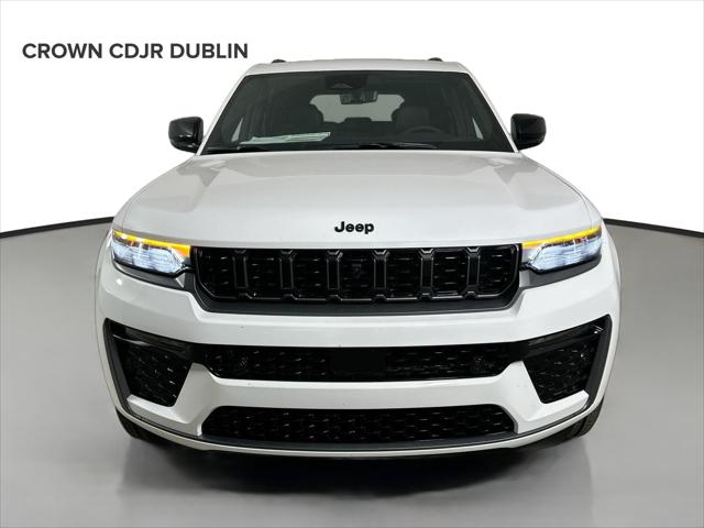 2027 Jeep Grand Cherokee Limited Reserve