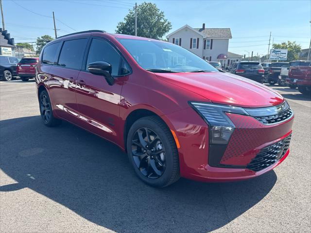 2027 Chrysler Pacifica PACIFICA SELECT AWD
