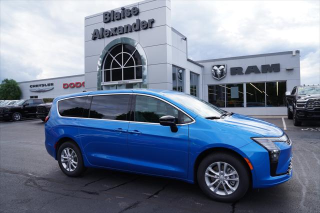 2027 Chrysler Pacifica PACIFICA SELECT AWD 2027 Chrysler Pacifica PACIFICA SELECT AWD