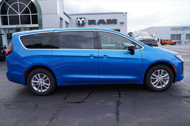 2027 Chrysler Pacifica PACIFICA SELECT AWD 2027 Chrysler Pacifica PACIFICA SELECT AWD