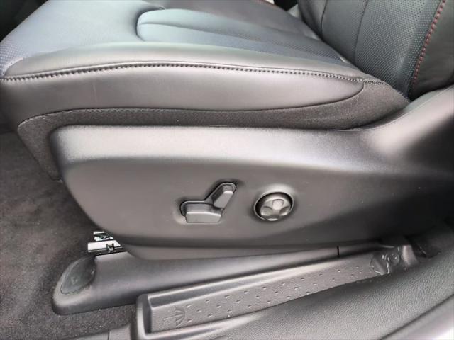 2027 Chrysler Pacifica Select AWD