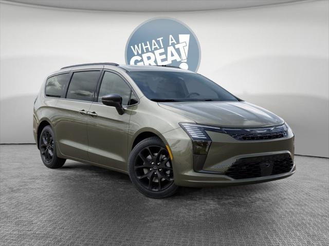 2027 Chrysler Pacifica PACIFICA LIMITED AWD