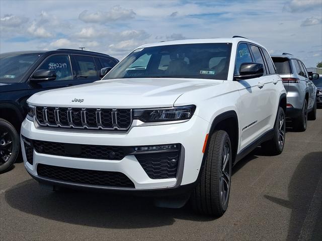 2027 Jeep Grand Cherokee GRAND CHEROKEE LIMITED 4X4 2027 Jeep Grand Cherokee GRAND CHEROKEE LIMITED 4X4