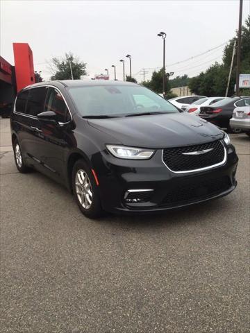 2023 Chrysler Pacifica Touring L for sale in Canton, MA