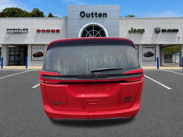 2027 Chrysler Pacifica PACIFICA SELECT AWD 2027 Chrysler Pacifica PACIFICA SELECT AWD
