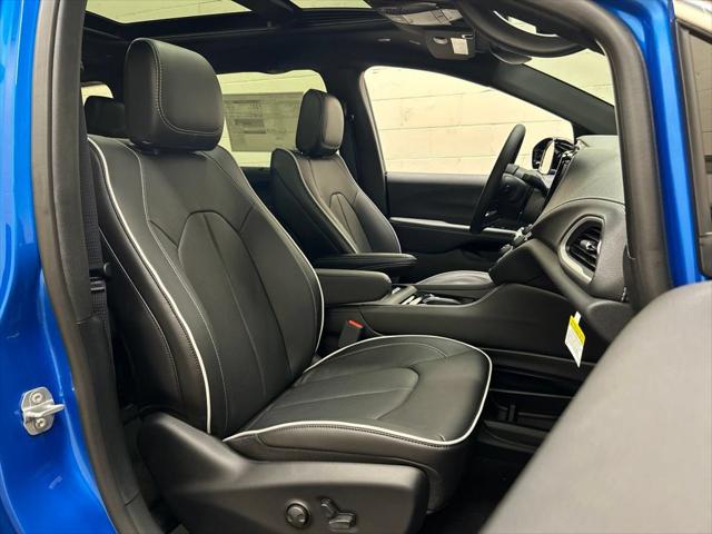 2027 Chrysler Pacifica Limited