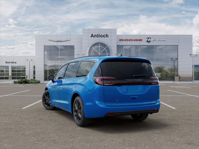 2027 Chrysler Pacifica PACIFICA LIMITED