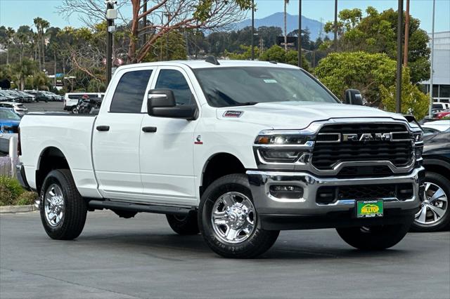 2026 Ram 2500 Tradesman Crew Cab 4x4 64 Box