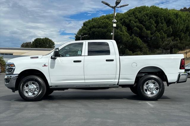 2026 Ram 2500 Tradesman Crew Cab 4x4 64 Box