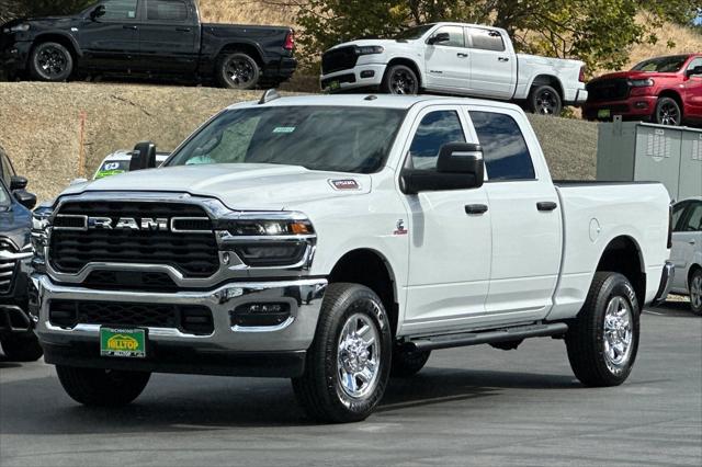 2026 Ram 2500 Tradesman Crew Cab 4x4 64 Box