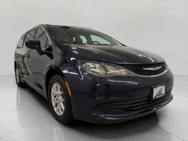 2017 Chrysler Pacifica LX for sale in Oshkosh, WI
