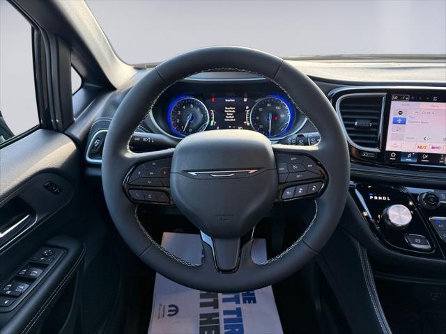 2027 Chrysler Pacifica Limited
