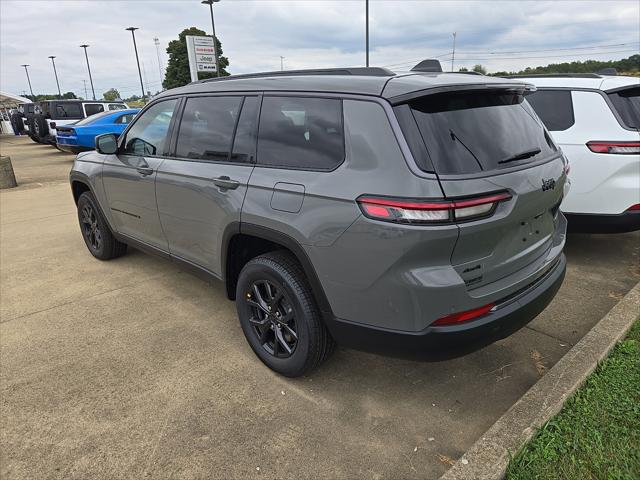 2027 Jeep Grand Cherokee GRAND CHEROKEE L LAREDO ALTITUDE 4X4 2027 Jeep Grand Cherokee GRAND CHEROKEE L LAREDO ALTITUDE 4X4