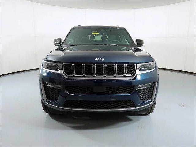 2027 Jeep Grand Cherokee GRAND CHEROKEE L LIMITED 4X4 2027 Jeep Grand Cherokee GRAND CHEROKEE L LIMITED 4X4