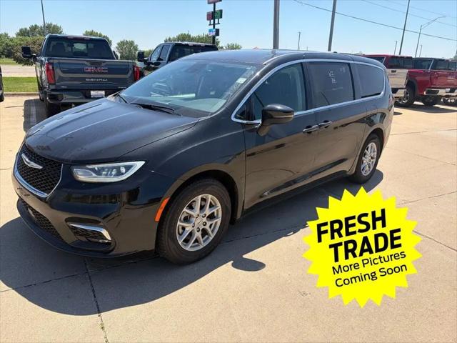 2023 Chrysler Pacifica Touring L for sale in Charles City, IA