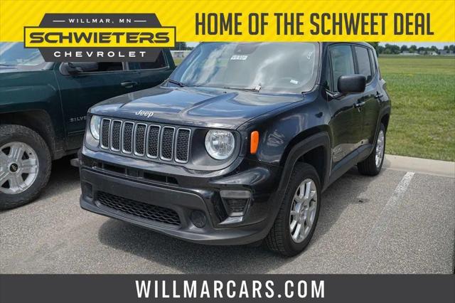 2023 Jeep Renegade Latitude 4x4 for sale in Willmar, MN