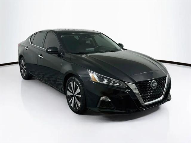 2022 Nissan Altima SV FWD for sale in Grand Prairie, TX