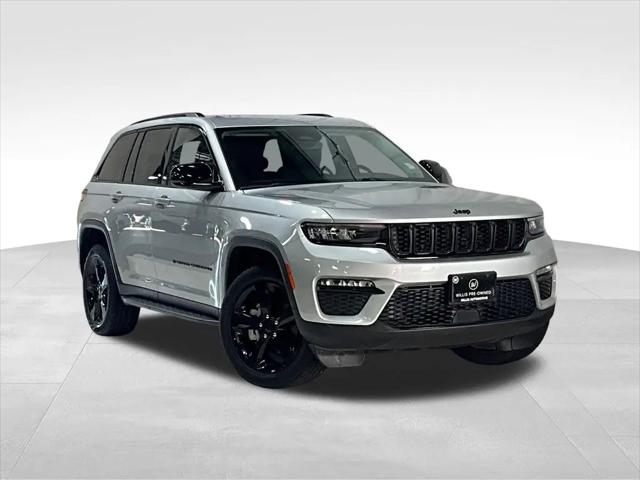 2023 Jeep Grand Cherokee Limited 4x4 for sale in Des Moines, IA