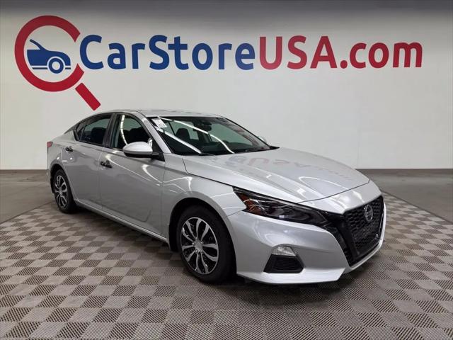 2021 Nissan Altima SV FWD for sale in Wichita, KS