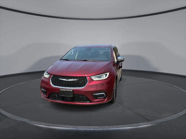 2023 Chrysler Pacifica Hybrid Limited