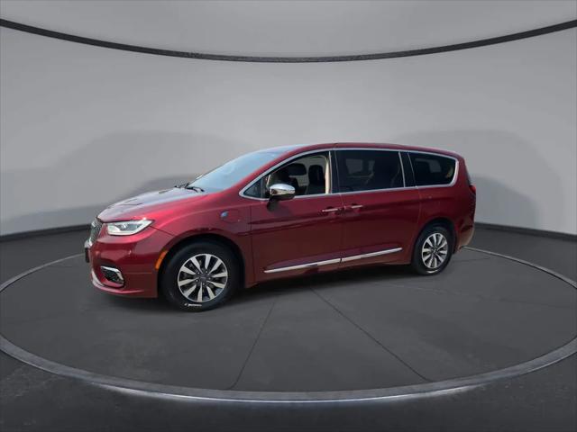 2023 Chrysler Pacifica Hybrid Limited