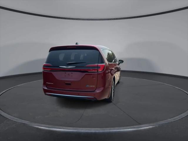 2023 Chrysler Pacifica Hybrid Limited