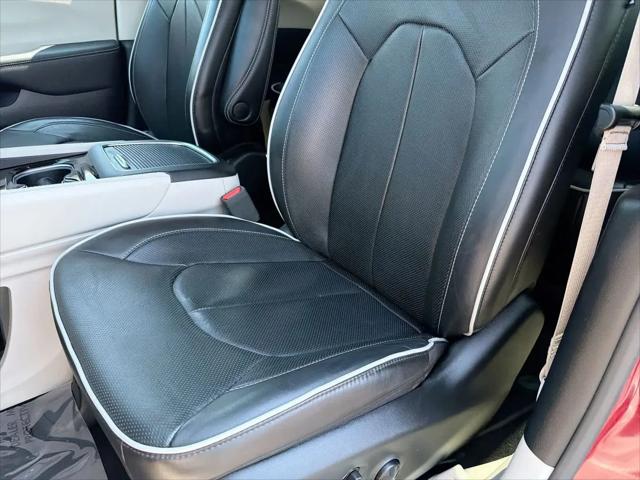 2023 Chrysler Pacifica Hybrid Limited