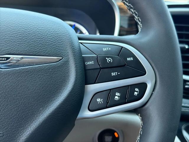 2023 Chrysler Pacifica Hybrid Limited