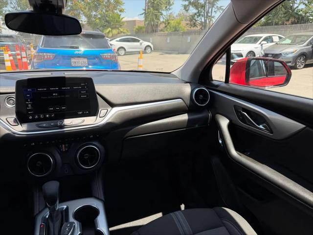 2025 Chevrolet Blazer FWD 2LT