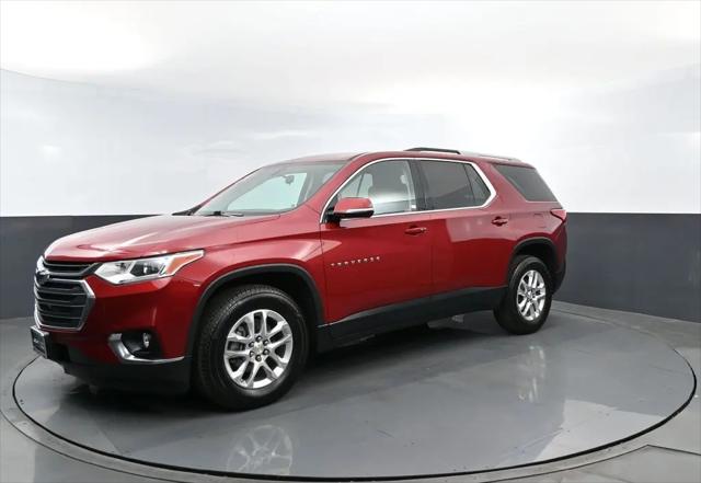 2018 Chevrolet Traverse LT Cloth for sale in Santa Clarita, CA