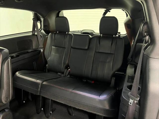 2016 Dodge Grand Caravan R/T