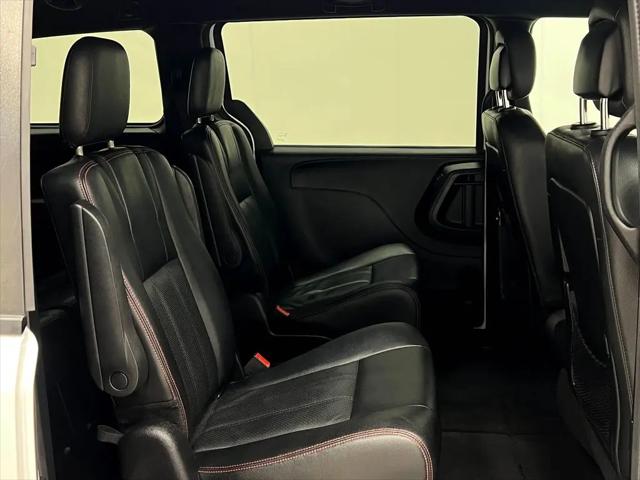 2016 Dodge Grand Caravan R/T