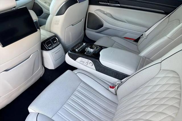 2022 Genesis G90 5.0 Ultimate RWD