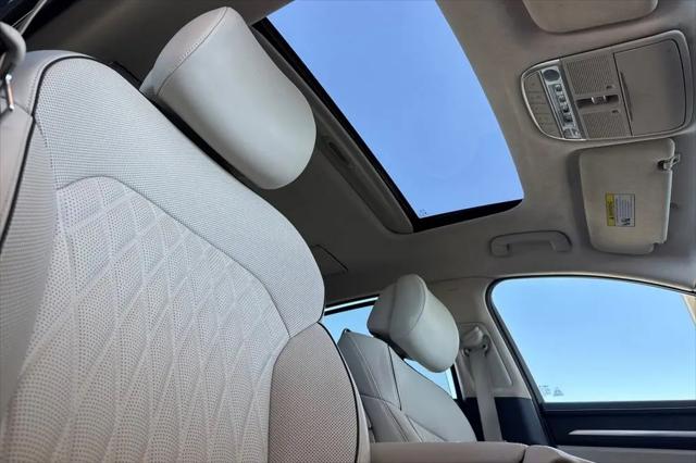 2022 Genesis G90 5.0 Ultimate RWD