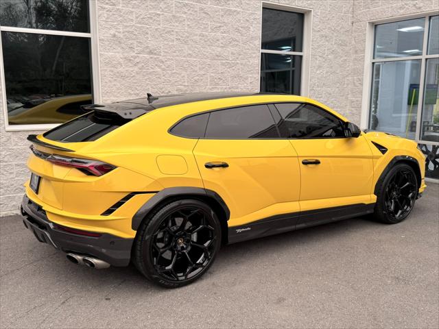 2023 Lamborghini Urus Performante