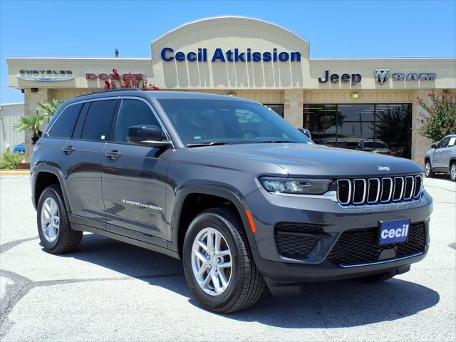 2026 Jeep Grand Cherokee Laredo 4x4 for sale in Uvalde, TX