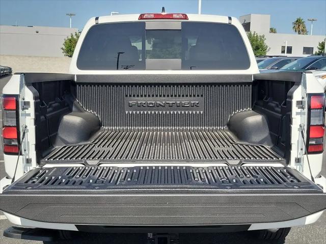 2026 Nissan Frontier Crew Cab SV 4x2