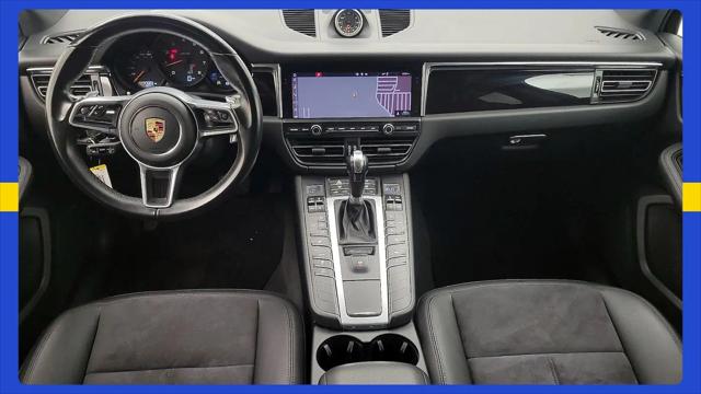 2020 Porsche Macan Macan