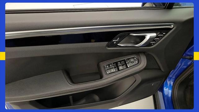 2020 Porsche Macan Macan