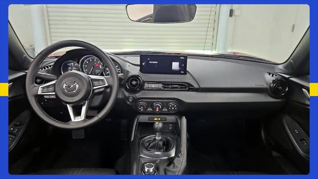2025 Mazda MX-5 Sport