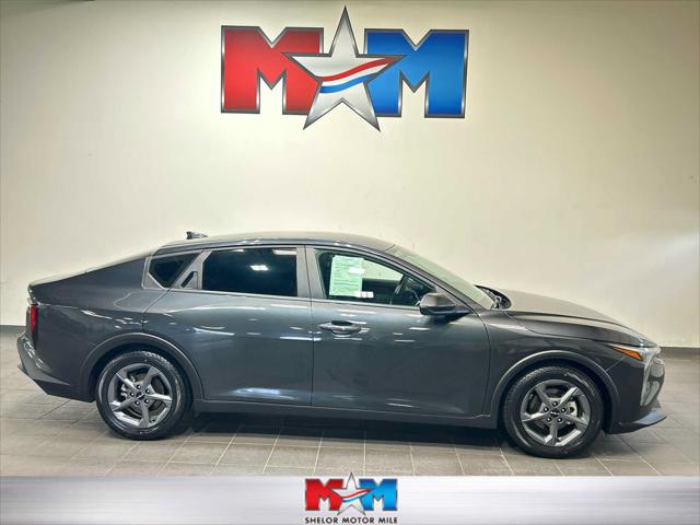 2025 Kia K4 LXS 2025 Kia K4 LXS