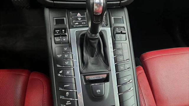 2020 Porsche Macan S