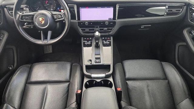 2023 Porsche Macan T