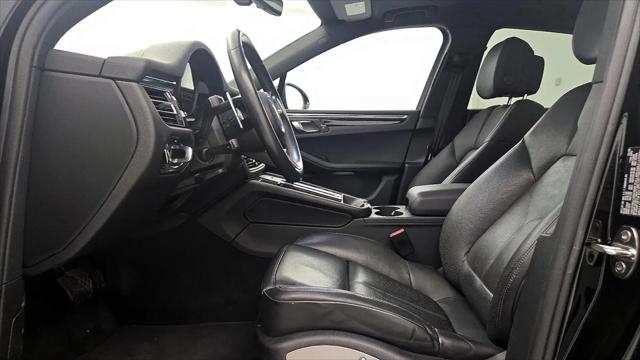 2023 Porsche Macan T