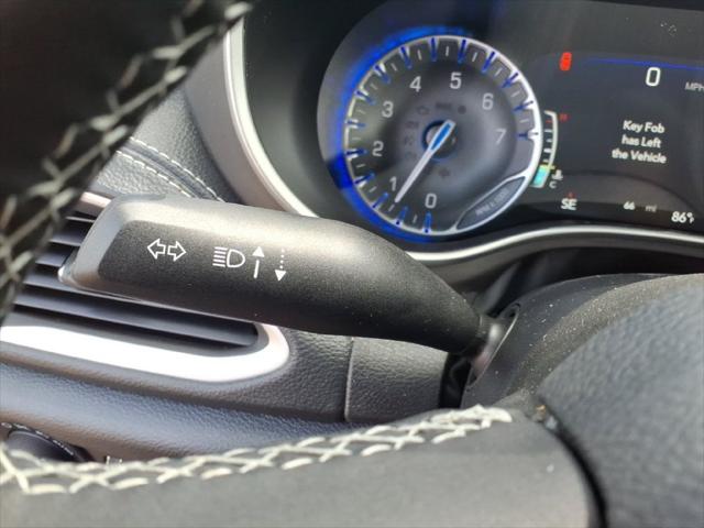 2027 Chrysler Pacifica Limited AWD