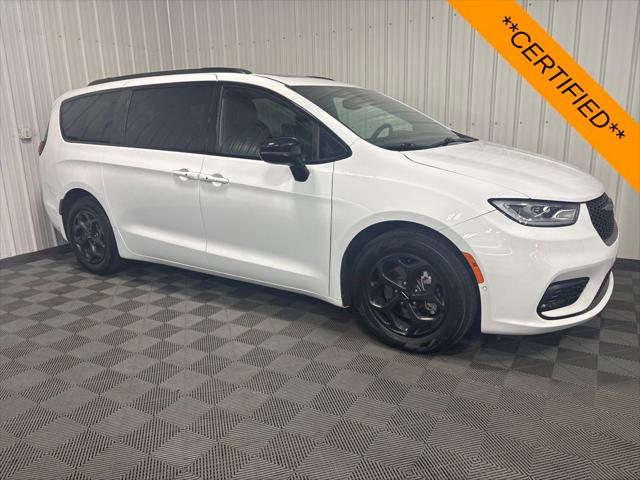 2024 Chrysler Pacifica Hybrid Premium S Appearance Pkg for sale in Celina, OH
