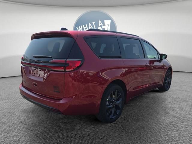 2027 Chrysler Pacifica PACIFICA SELECT AWD 2027 Chrysler Pacifica PACIFICA SELECT AWD