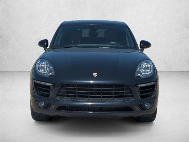 2017 Porsche Macan Unknown